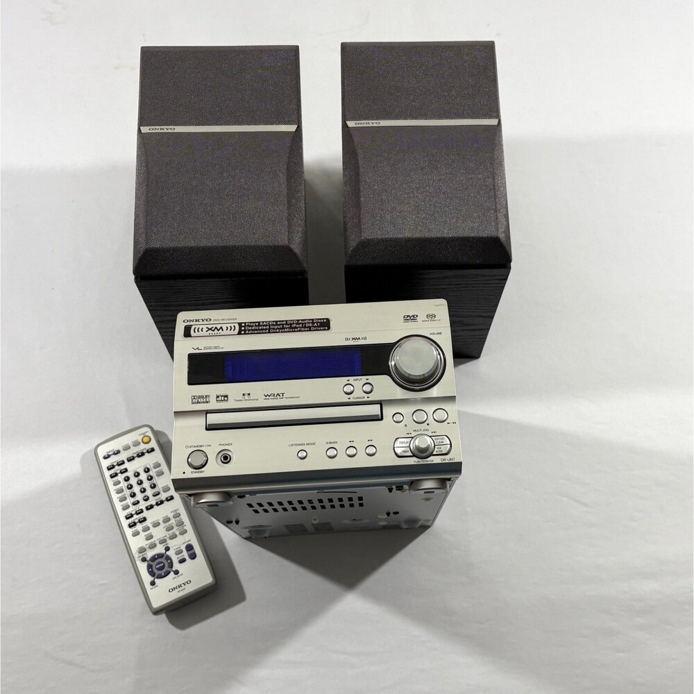 Onkyo DR-UN7 DVD Receiver XM Radio w/2 D-720 Speakers Remote Works Dolby Digital